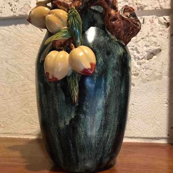 HAND CRAFTED VASE ADDED VINES AND FRUIT - Picture 12 of 16